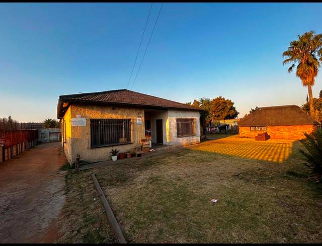 13 BEDROOM HOUSE FOR SALE IN DELVILLE